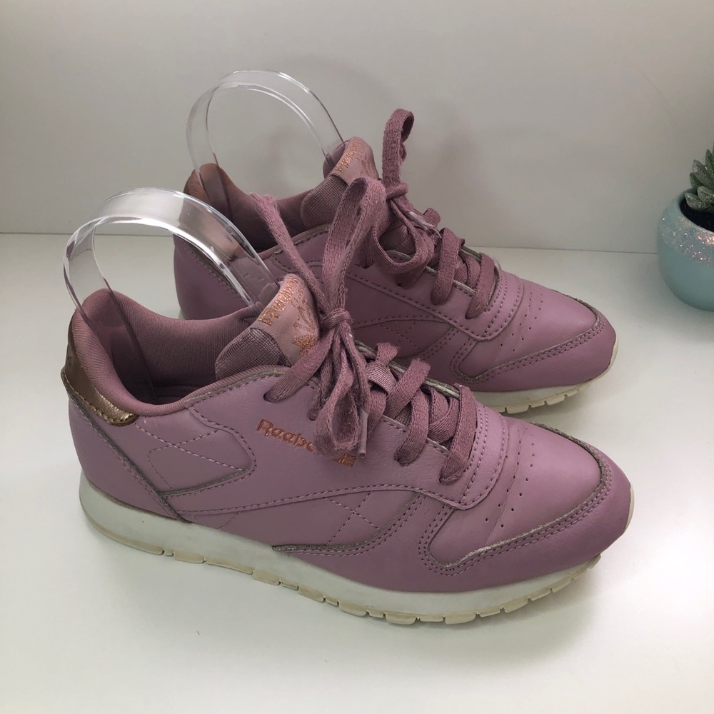 Reebok Girl's Classic Leather Sneaker | Lilac | Size 1.5